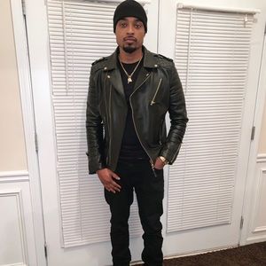 Meet your Posher, Wade